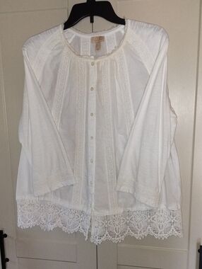 LOGO by Lori Goldstein White Button-Front Crochet Lace Blouse